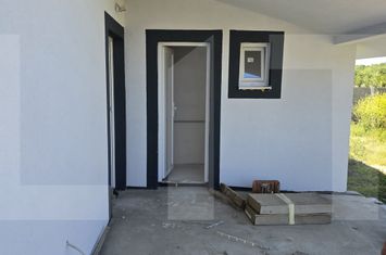 Casă - 2 camere de vanzare MOSNITA VECHE - Timis anunturi imobiliare Timis