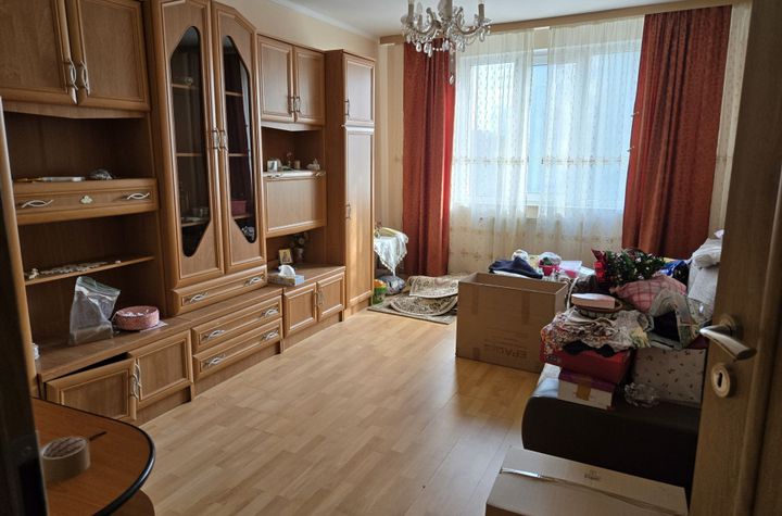 Apartament 3 camere de vanzare BRASOV - Brasov anunturi imobiliare Brasov