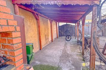 Casă zona Plastor (Calea Clujului). 90 000 E. Comision 0. anunturi imobiliare Bihor