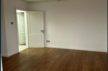 Spațiu comercial de inchiriat CENTRUL CIVIC - Brasov anunturi imobiliare Brasov