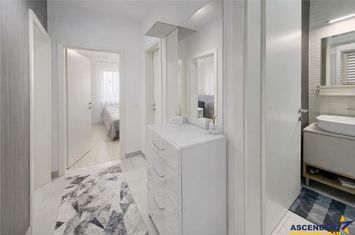 Apartament 2 camere de vanzare TRACTORUL - Brasov anunturi imobiliare Brasov