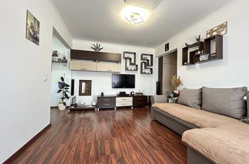 Apartament cu 3 camere Piata CET mobilat utilat modern - super pret anunturi imobiliare Constanta