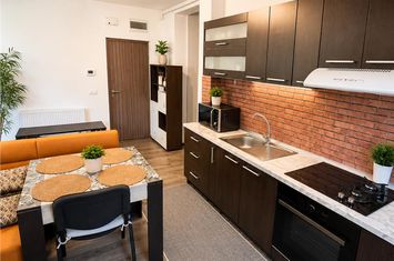 Apartament 3 camere de vanzare UNIRII - Mures anunturi imobiliare Mures