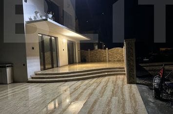 Vilă - 4 camere de vanzare SIMERIA - Hunedoara anunturi imobiliare Hunedoara