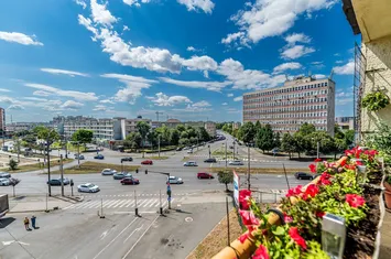 Apartament cu 4 camere decomandat cu vedere panoramica anunturi imobiliare Arad