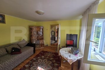 Casă - 3 camere de vanzare COSTESTII DIN DEAL - Dambovita anunturi imobiliare Dambovita