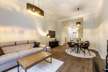 Apartament 2 camere de inchiriat ULTRACENTRAL - Arad anunturi imobiliare Arad