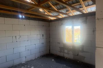 Casă - 3 camere de vanzare COSOVENI - Dolj anunturi imobiliare Dolj