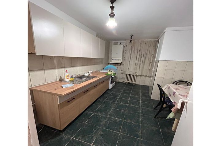 Apartament 3 camere de inchiriat MARASTI - Cluj anunturi imobiliare Cluj