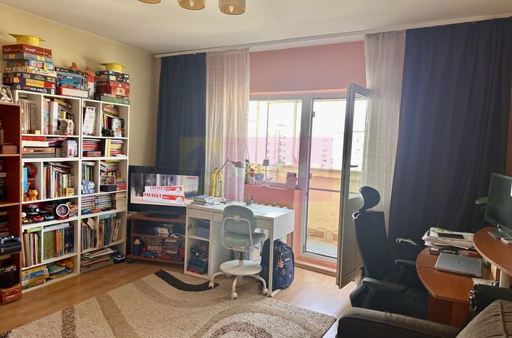 2 camere de vanzare Sebastian - Novaci anunturi imobiliare Bucuresti