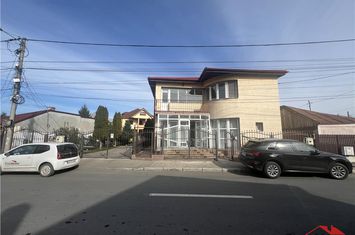 Spațiu comercial de inchiriat EST - Vrancea anunturi imobiliare Vrancea