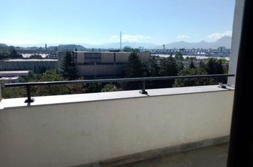 Apartament 2 camere de inchiriat TRACTORUL - Brasov anunturi imobiliare Brasov
