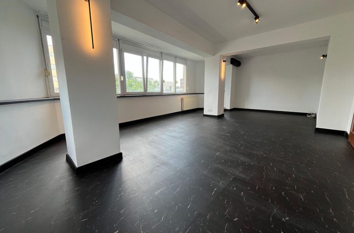 BARBU VACARESCU | Triplex | Chirie apartament cu 4 camere anunturi imobiliare Bucuresti