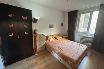 Universitate 2 camere 4/9 6 minute metrou anunturi imobiliare Bucuresti