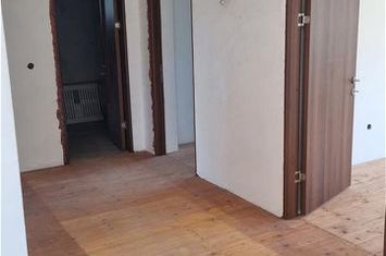 Casă - 4 camere de vanzare GORANU - Valcea anunturi imobiliare Valcea