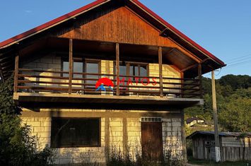 Casă - 5 camere de vanzare VARBILAU - Prahova anunturi imobiliare Prahova