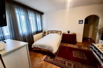 Apartament 2 camere de vanzare 1 MAI - Bucuresti anunturi imobiliare Bucuresti