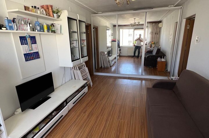 Titan - Metrou Titan 3 Camere anunturi imobiliare Bucuresti