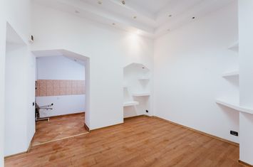 Apartament 2 camere de vanzare ULTRACENTRAL - Arad anunturi imobiliare Arad
