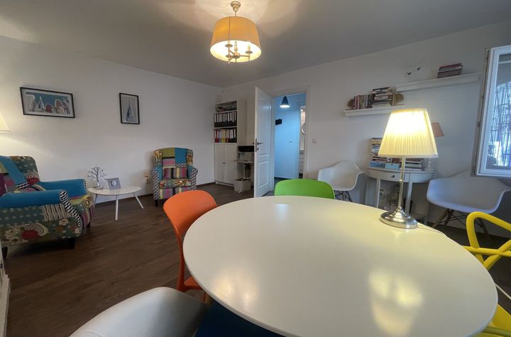 UNIRII - Decebal | 2 camere Birouri Activități comerciale anunturi imobiliare Bucuresti
