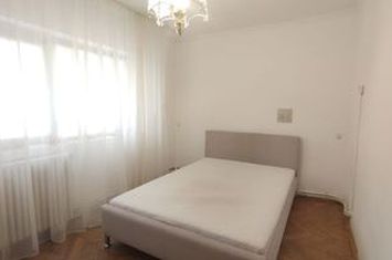 Apartament 3 camere | parter,  66 mp + boxa 5 mp | | Manastur anunturi imobiliare Cluj