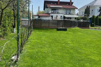 Vanzare vila situata pe malul Lacului Snagov, gradina si piscina, 325 mp construiti, teren 1520 mp, anunturi imobiliare Bucuresti