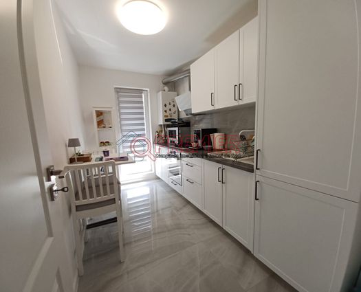 Apartament 3 camere Berceni, 61 mp