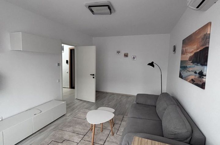 Apartament 2 camere de inchiriat TRACTORU - Brasov anunturi imobiliare Brasov