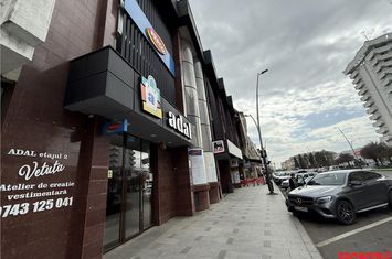 Spațiu comercial de inchiriat ULTRACENTRAL - Bacau anunturi imobiliare Bacau