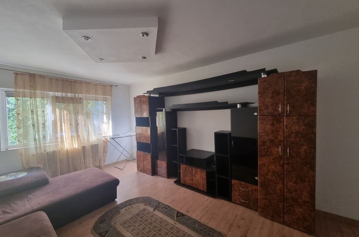 Garsonieră de vanzare BACAU - Bacau anunturi imobiliare Bacau