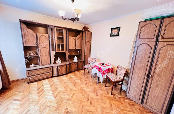 Casă - 3 camere de vanzare LUPENI - Sibiu anunturi imobiliare Sibiu