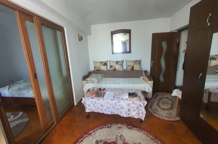 Apartament 2 camere de vanzare PRIMARIE - Constanta anunturi imobiliare Constanta