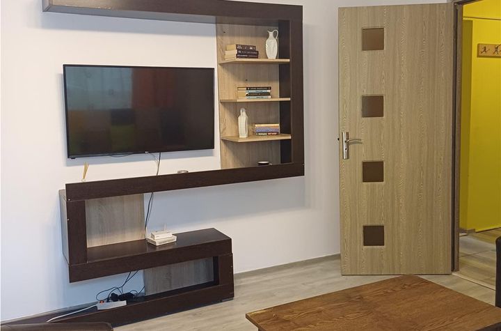 Apartament 4 camere de inchiriat PODUL DE PIATRA - Iasi anunturi imobiliare Iasi
