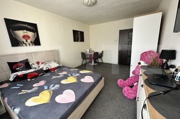 Garsonieră de vanzare CALEA BUCURESTI - Dolj anunturi imobiliare Dolj