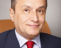 Directorii generali din România sunt mai optimişti decât omologii lor la nivel global în ceea ce priveşte perspectivele de creştere ale afacerilor, potrivit rezultatelor ediţiei 2013 a raportului Romania CEO Survey