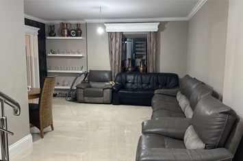 Vilă - 8 camere de vanzare RADAUTI - Suceava anunturi imobiliare Suceava