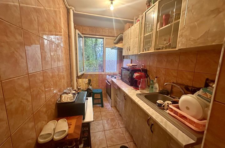 Apartament 2 camere confort 2 Piata Resita anunturi imobiliare Bucuresti
