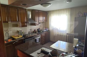 Apartament 3 camere de vanzare RADAUTI - Suceava anunturi imobiliare Suceava