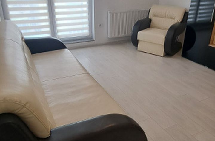 Apartament 2 camere de vanzare TRACTORU - Brasov anunturi imobiliare Brasov