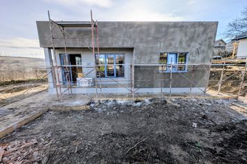 Casă - 3 camere de vanzare IASI - Iasi anunturi imobiliare Iasi