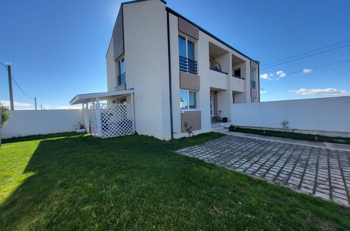 Vilă - 3 camere de vanzare TARGU-JIU - Gorj anunturi imobiliare Gorj
