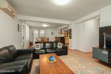 Apartament 5 camere de inchiriat MOGOSOAIA - Bucuresti anunturi imobiliare Bucuresti