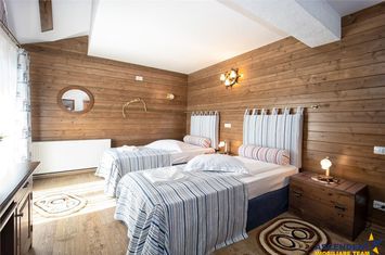 Apartament 9 camere de vanzare BRAN - Brasov anunturi imobiliare Brasov