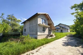 Vilă - 4 camere de vanzare BARNOVA - Iasi anunturi imobiliare Iasi