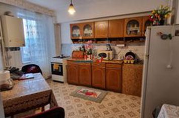 Apartament 4 camere de vanzare CENTRAL - Alba anunturi imobiliare Alba
