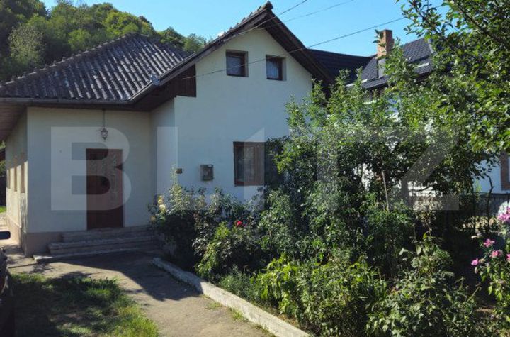 Vilă - 4 camere de vanzare TARGOVISTE - Dambovita anunturi imobiliare Dambovita