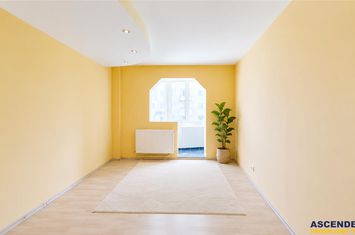 Apartament 3 camere de vanzare EXTERIOR EST - Brasov anunturi imobiliare Brasov