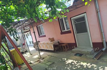 Casă - 4 camere de vanzare BARIERA VALCII - Dolj anunturi imobiliare Dolj