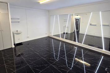 Inchiriez spatiu comercial de 3 camere pe Plopilor! anunturi imobiliare Cluj