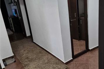 Apartament 3 camere de vanzare CENTRAL - Bacau anunturi imobiliare Bacau